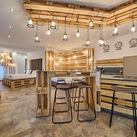 Appartement Bretterbude Σάαλμπαχ-Χίντεργκλεμ Εξωτερικό φωτογραφία