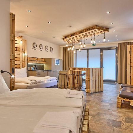 Appartement Bretterbude Σάαλμπαχ-Χίντεργκλεμ Εξωτερικό φωτογραφία